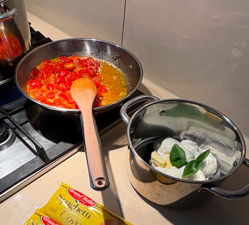 Spaghetti with Burrata Tomato Sauce