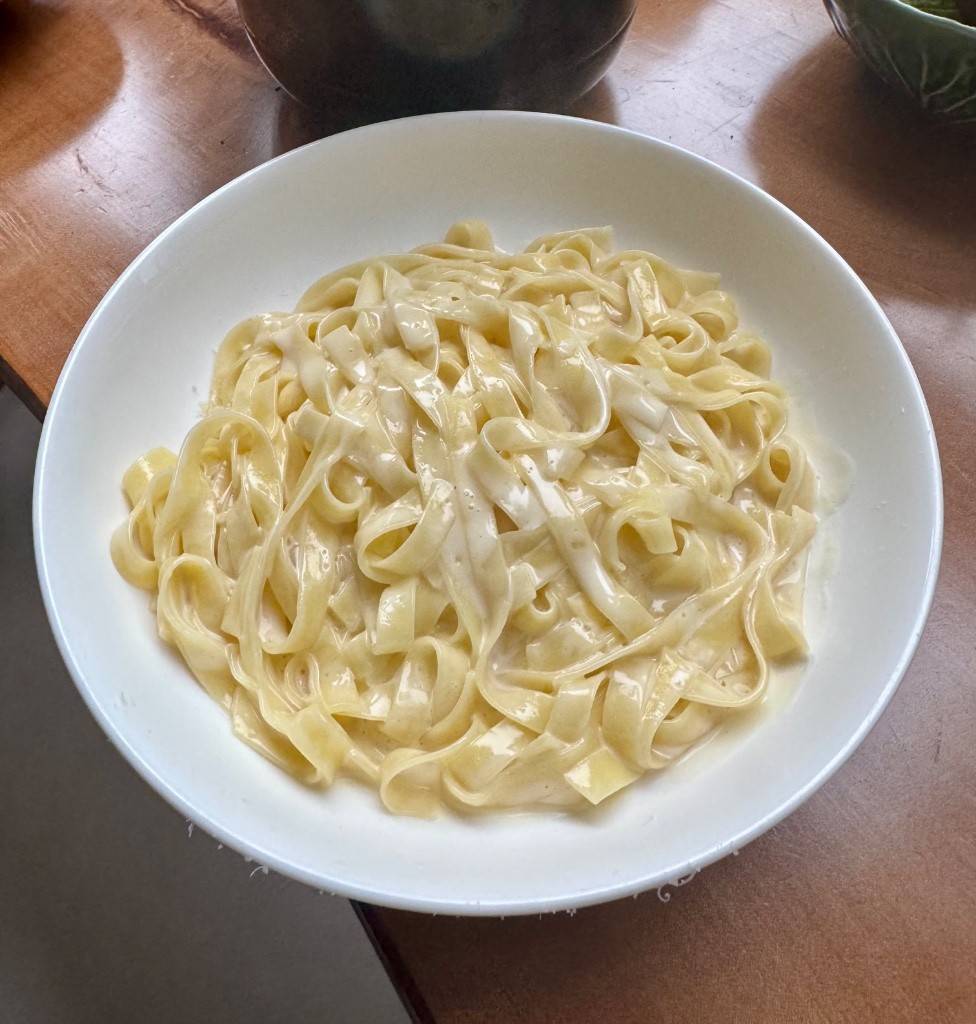 Easiest Fettuccine with Cream Sauce